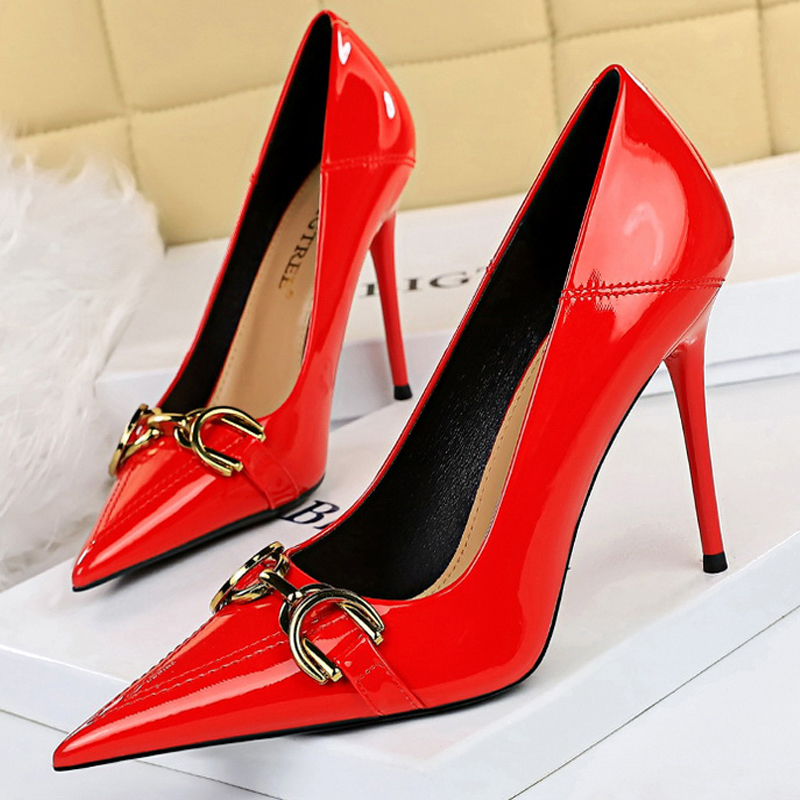 Luxury Women Pumps Metal belt  – обзор и цена Leather Classic Strap