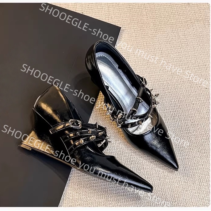 Women's Black Patent Leather P – обзор и цена Leather Classic Strap